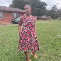 thandekky's Profile Pic