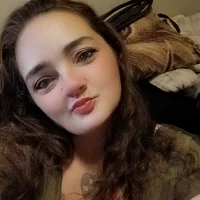 qweenblow's Profile Pic