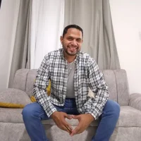 rey_latino20cm Avatarfoto