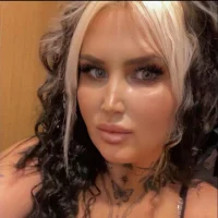 Tattood-TroubleXX - Profil Fotoğrafı