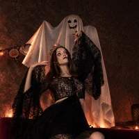 _Molly_Coy_'s Avatar Pic