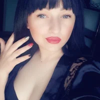 Evelynxx's Profile Pic