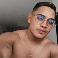 Thiago_Thompson's Profile Pic
