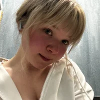 รูปอวาตาร์ของ Emilly_Wills