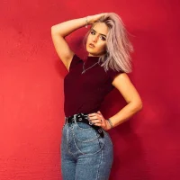 AmeliaStinson's Profile Pic