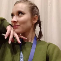 SheenaElin's Profile Pic