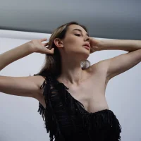 Caroline_love_me webcam