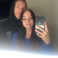 YoungCouple100 Poză de profil