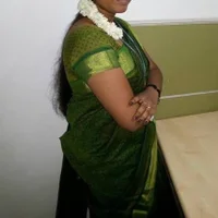 vinitha02's Profile Pic