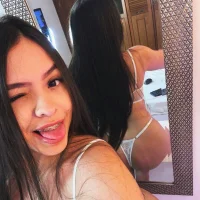 Salome_Girl23 Adlı Modelin Avatarı