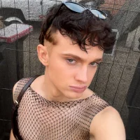 SubTwink's Avatar Pic