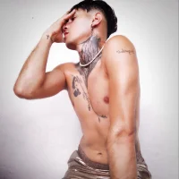 Slika avatara modela ANDRES_URRIETA