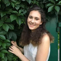 RockAma Φωτ, Προφίλ