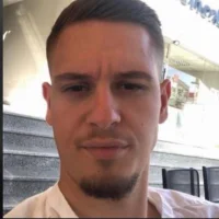 sandroacki's Profile Pic