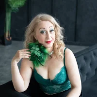 _Sara__Smith_ Gambar Avatar