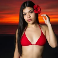 karina_gomez_18's Avatar Pic