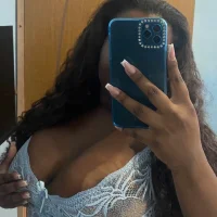 bombombrasileirinha021's Profile Pic