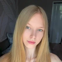 Cutieblondegirl