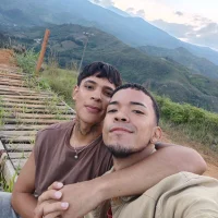 Hot_Boyfriends04's Profile Pic