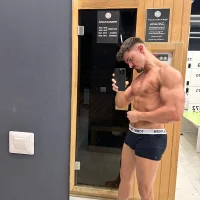 Ảnh Đại Diện greekgod199