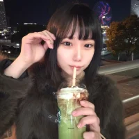 Yuri__0o's Avatar Pic