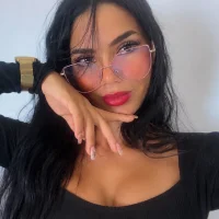 cyndycranforsquirT's Avatar Pic