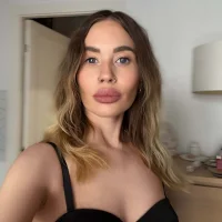 Gambar Profil Bella_Meg