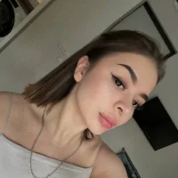 CrystalCohen's Profile Pic