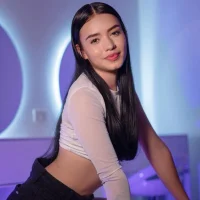 Mia_Carter1