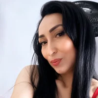Slika avatara modela Lara_vela