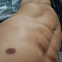 Hennky34's Profile Pic