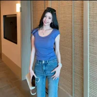 Elisazzzooo's Profile Pic