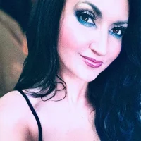 Carmencumming's Profile Pic