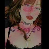 Gambar Profil Carlinaine1