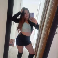 saramoonml1's Profile Pic