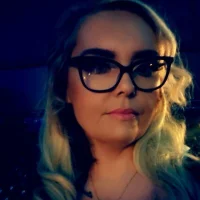 Irish_Rose90's Avatar Pic