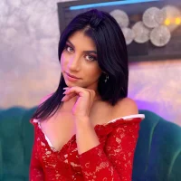 MayaMill's Profile Pic