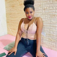 PrettyEbonySilk's Avatar Pic
