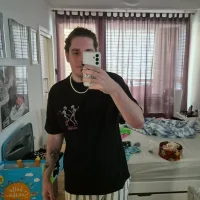 guywithnoanus99's Profile Pic