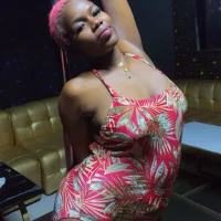 Sinful_Kitten: δωμάτιο συνομιλίας εκτός σύνδεσης