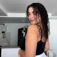 EMMA__MENDES's Profile Pic