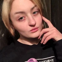 CharmingJenie's Profile Pic