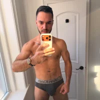 nolelole's Profile Pic