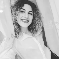 Gambar Profil LoriMoores