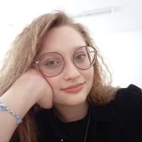 LynBanwell's Profile Pic