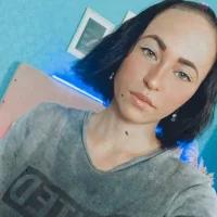 KatrinaWebb's Profile Pic