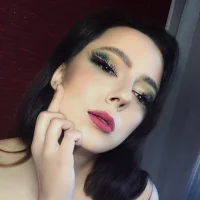 AmberMartinezzz Φωτ, Προφίλ