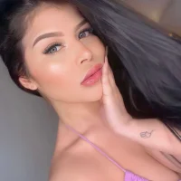 Emmasalvatore1's Profile Pic