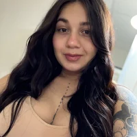 Lya02's Profile Pic