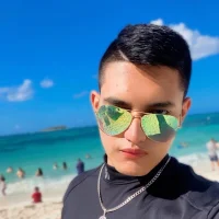 alexander_grey80 webcam